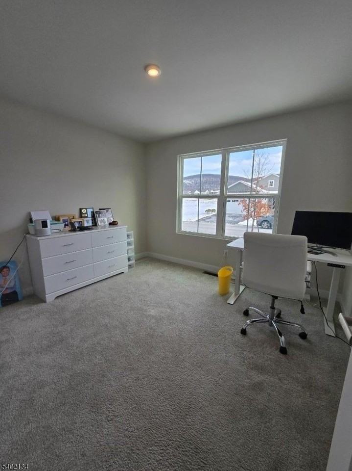 15 Coventry Rd - Photo 6 of 16