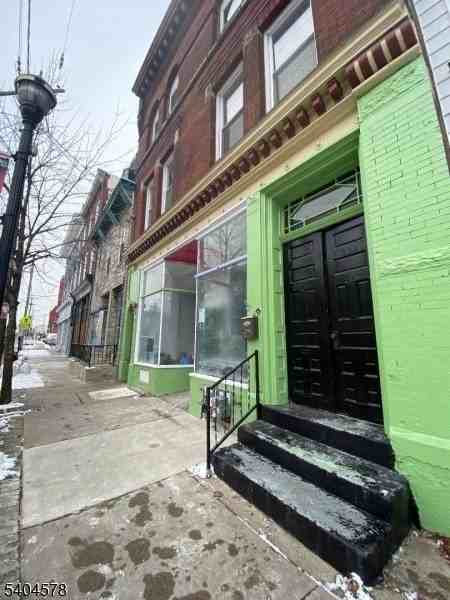 388 S Main St #3 - Photo 4 of 16