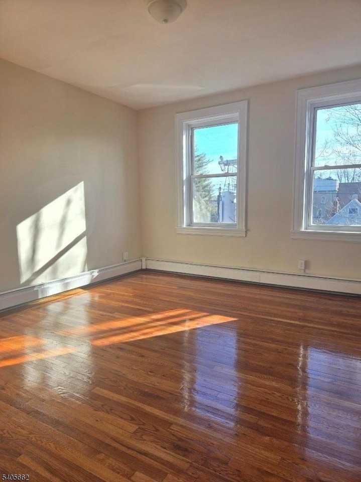 80 Union Ave Apt C6 #C6 - Photo 5 of 9