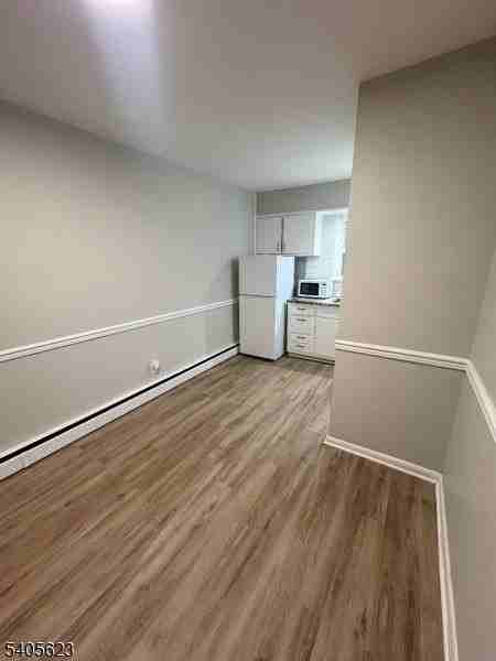 365 Bloomfield Ave - Photo 4 of 7