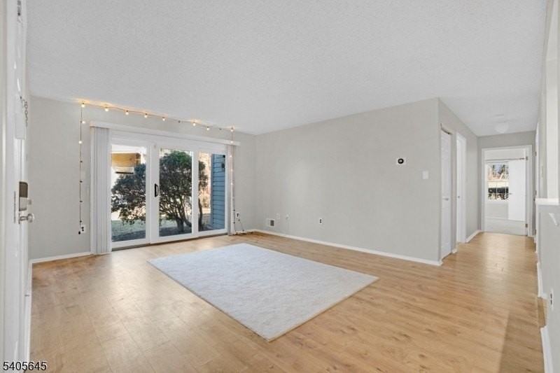 51 Crabapple Ln - Photo 4 of 23