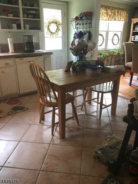 79 Rock Rd #2 - Photo 4 of 13