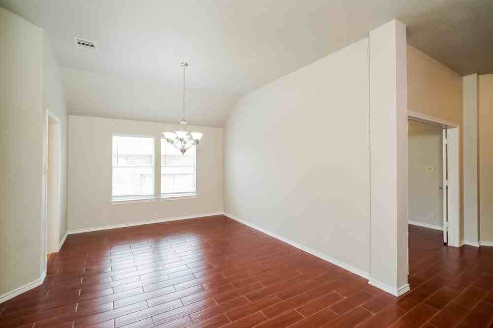 3039 Hidden Mdw - Photo 6 of 16