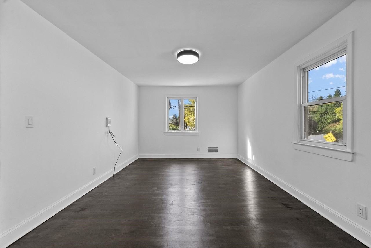 514 Lafayette Ave - Photo 2 of 8