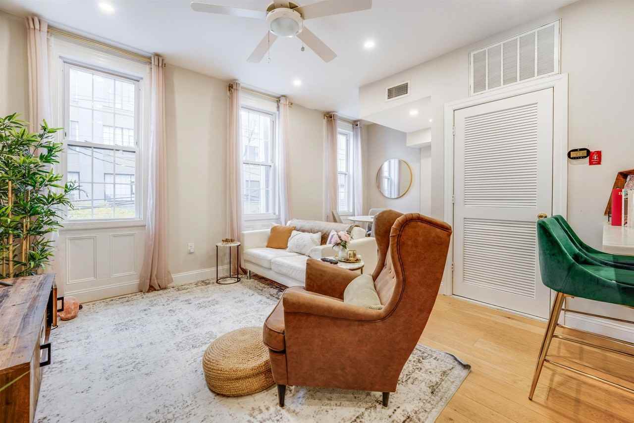 709 Monroe St #2 - Photo 3 of 22