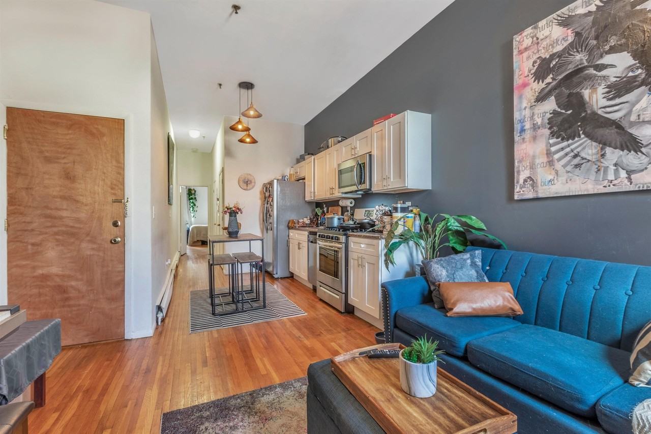 554 Observer Hwy #4L - Photo 7 of 8