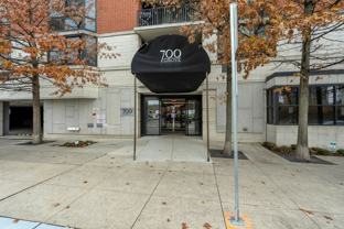 700 Grove St #3P - Photo 1 of 1