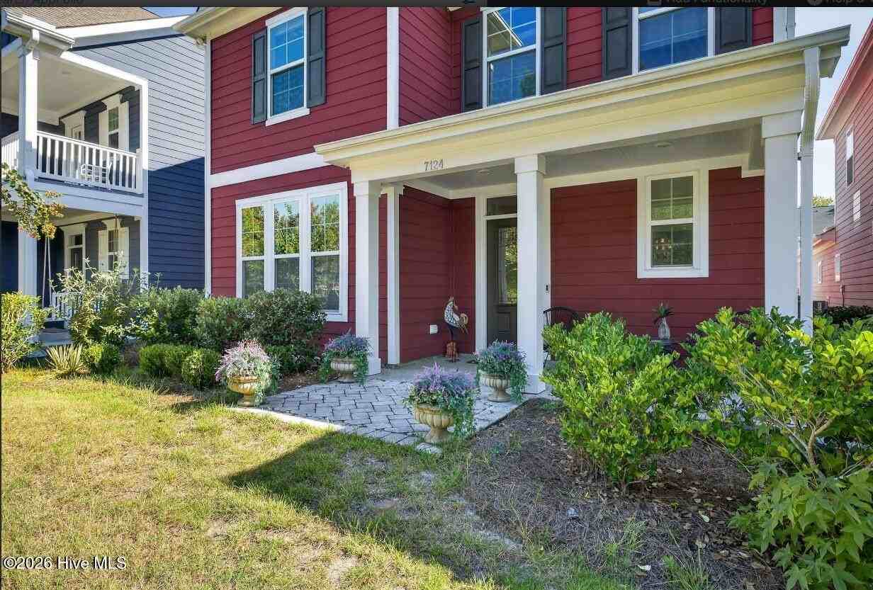 7124 Maple Leaf Dr - Photo 2 of 31