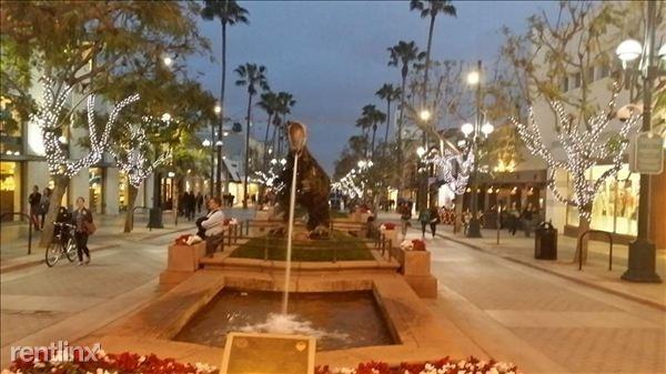 Broadway & 6th St - Photo 3 of 26