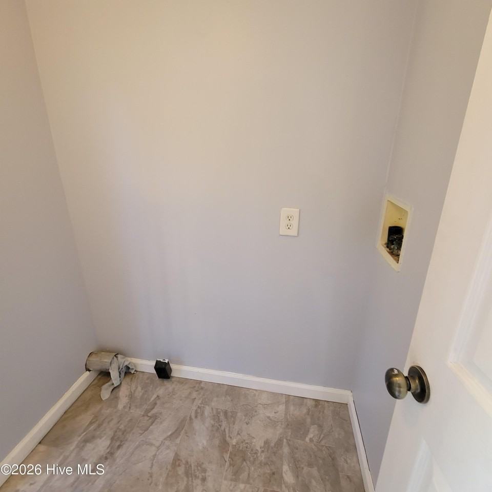 2819 Fennell Town Rd - Photo 6 of 18