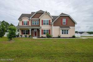featured image of 601 Winfall Dr