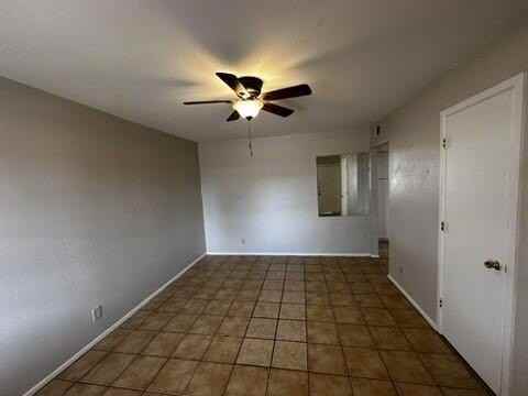 4609 Belton Ave Apt B #B - Photo 3 of 12