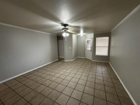 533 N Clinton Ave Apt A #A - Photo 4 of 15