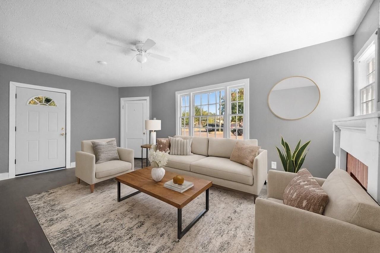 2402 Avenue U - Photo 7 of 30