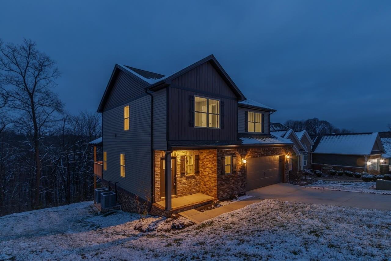 187 Westwoods Dr - Photo 2 of 32