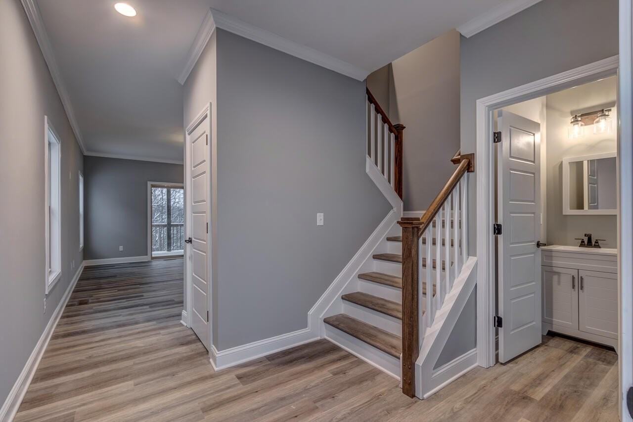 187 Westwoods Dr - Photo 5 of 32