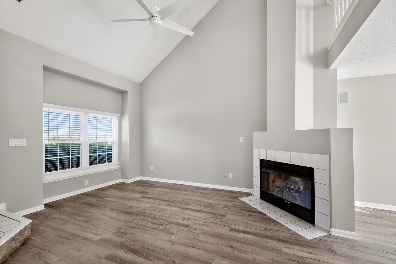 10769 Park Vista Ct #1 - Photo 4 of 27