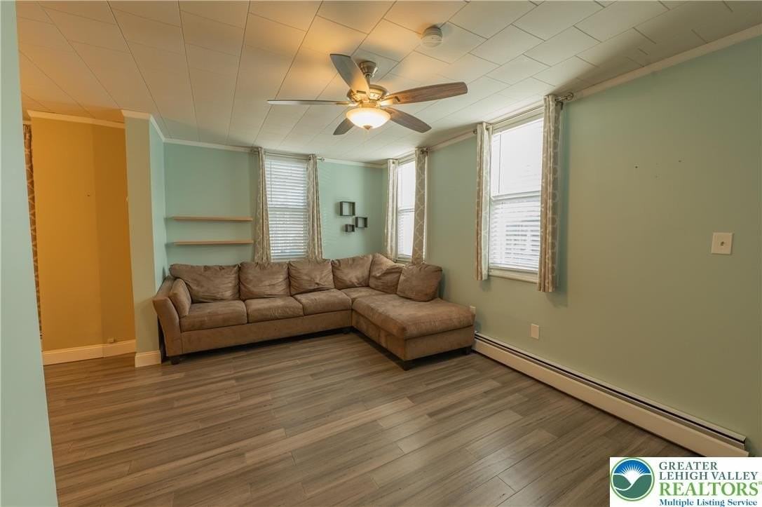 343 Broad St - Photo 2 of 20