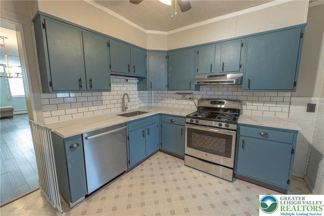 343 Broad St - Photo 7 of 20