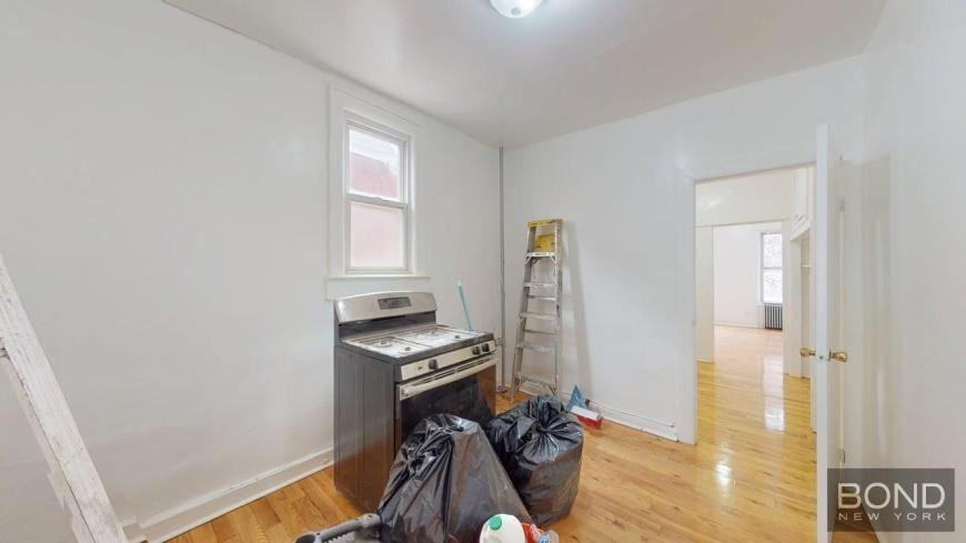 268 Union Ave - Photo 3 of 10