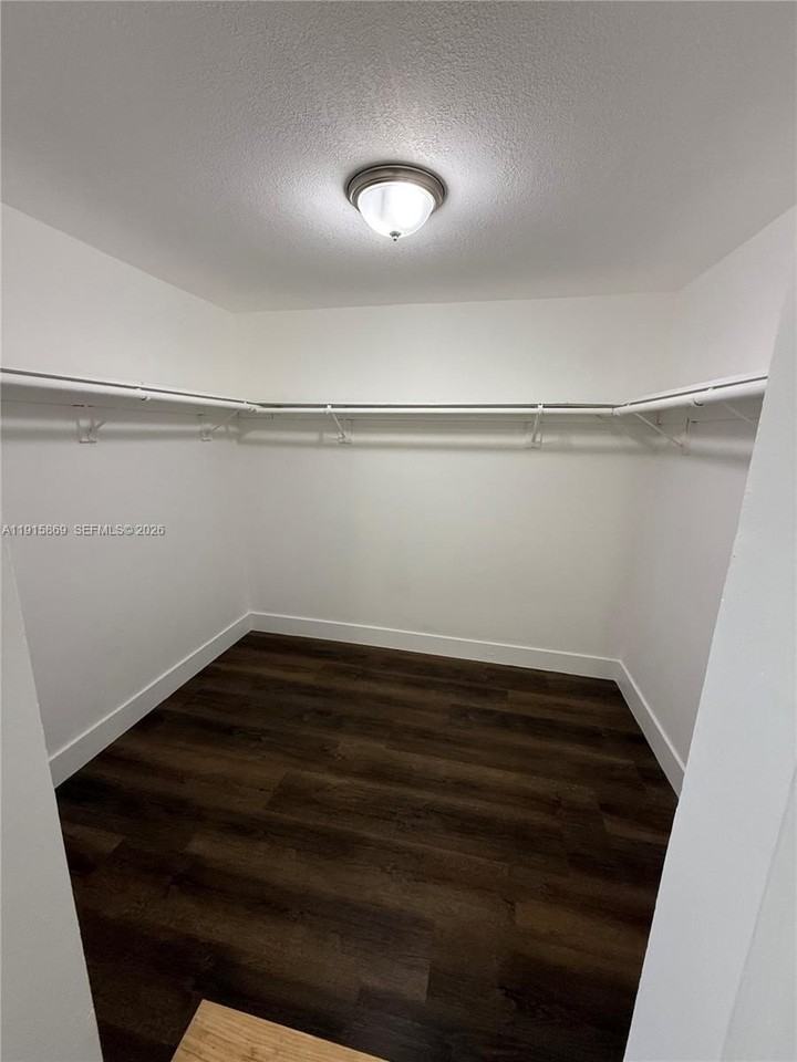 2770 Sw 34th Ct #NA - Photo 7 of 18