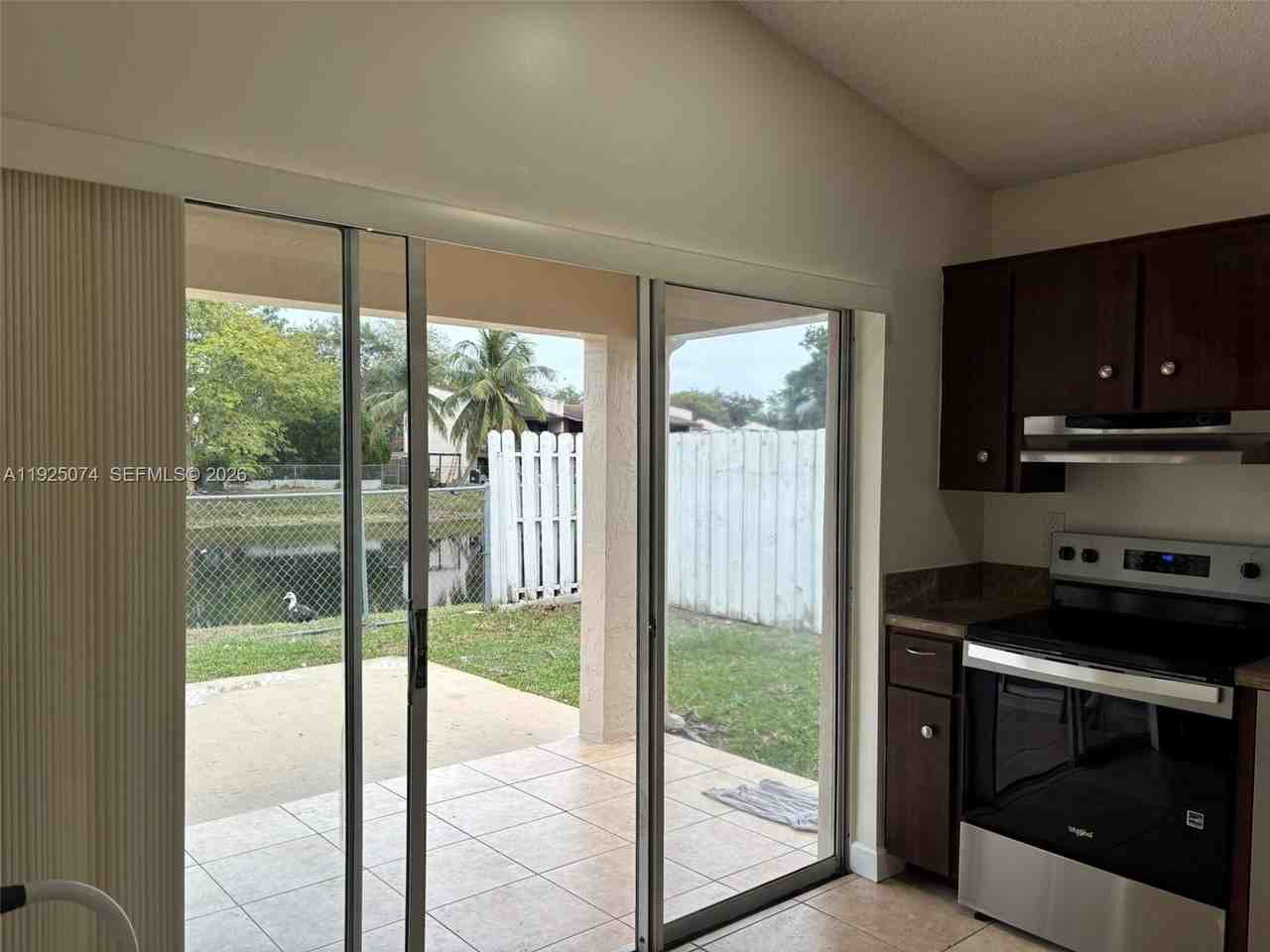 7331 Sw 149th Ct - Photo 6 of 25