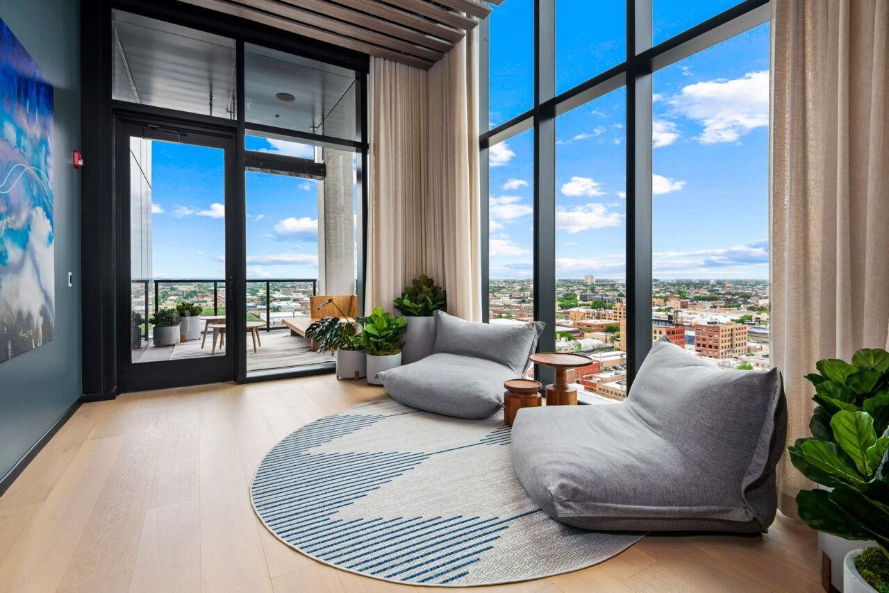 W Randolph St #1502 - Photo 7 of 8