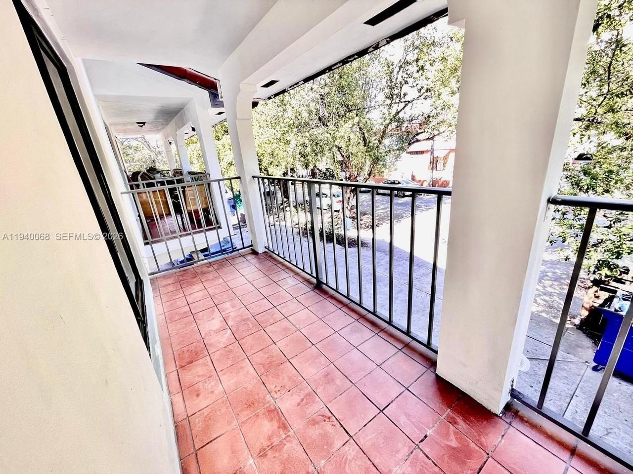 1348 Sw 2nd St #8 - Photo 7 of 37