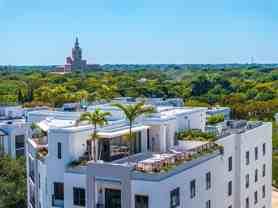 701 Valencia Ave #703 - Photo 1 of 1