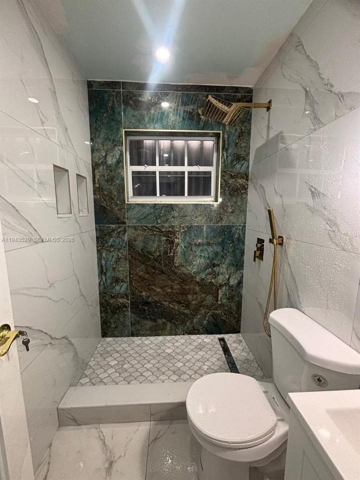 4380 Sw 1st St #1 - Photo 3 of 10