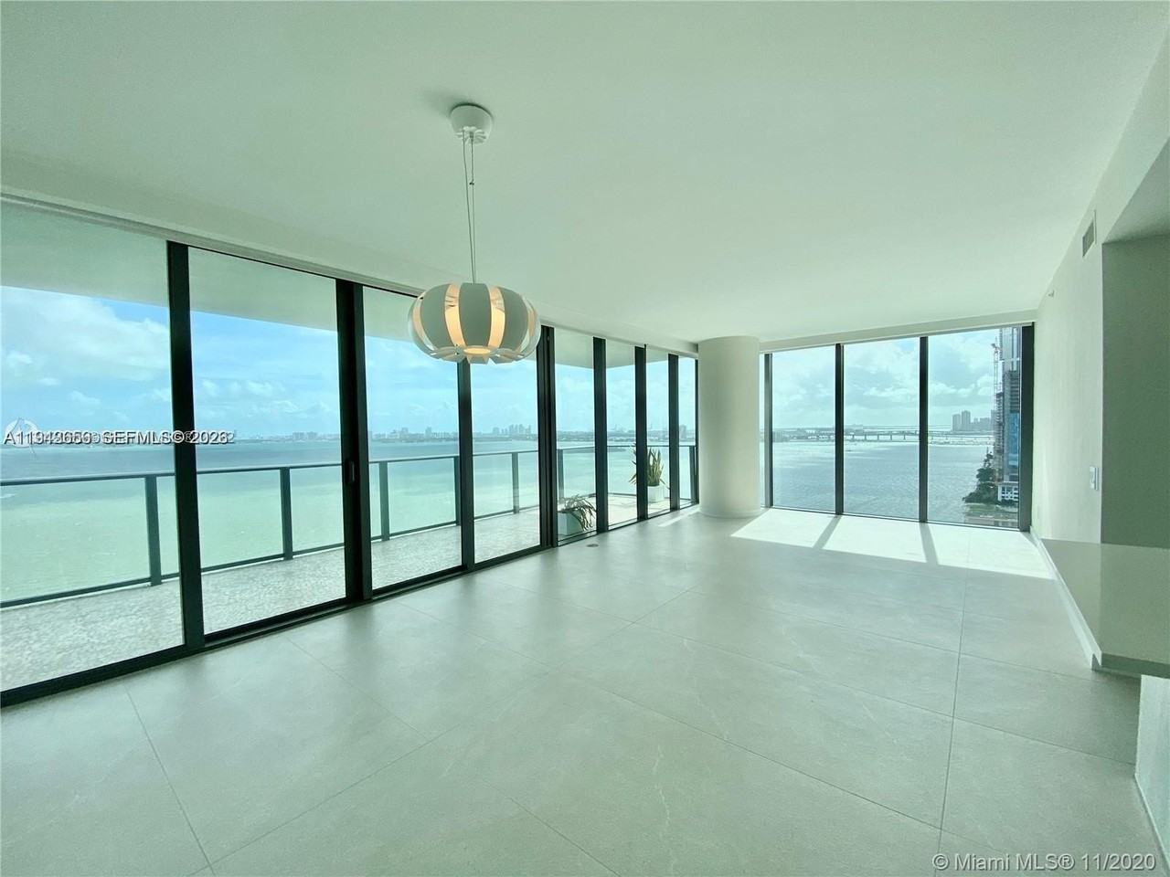 3131 Ne 7th Ave #2101 - Photo 3 of 20