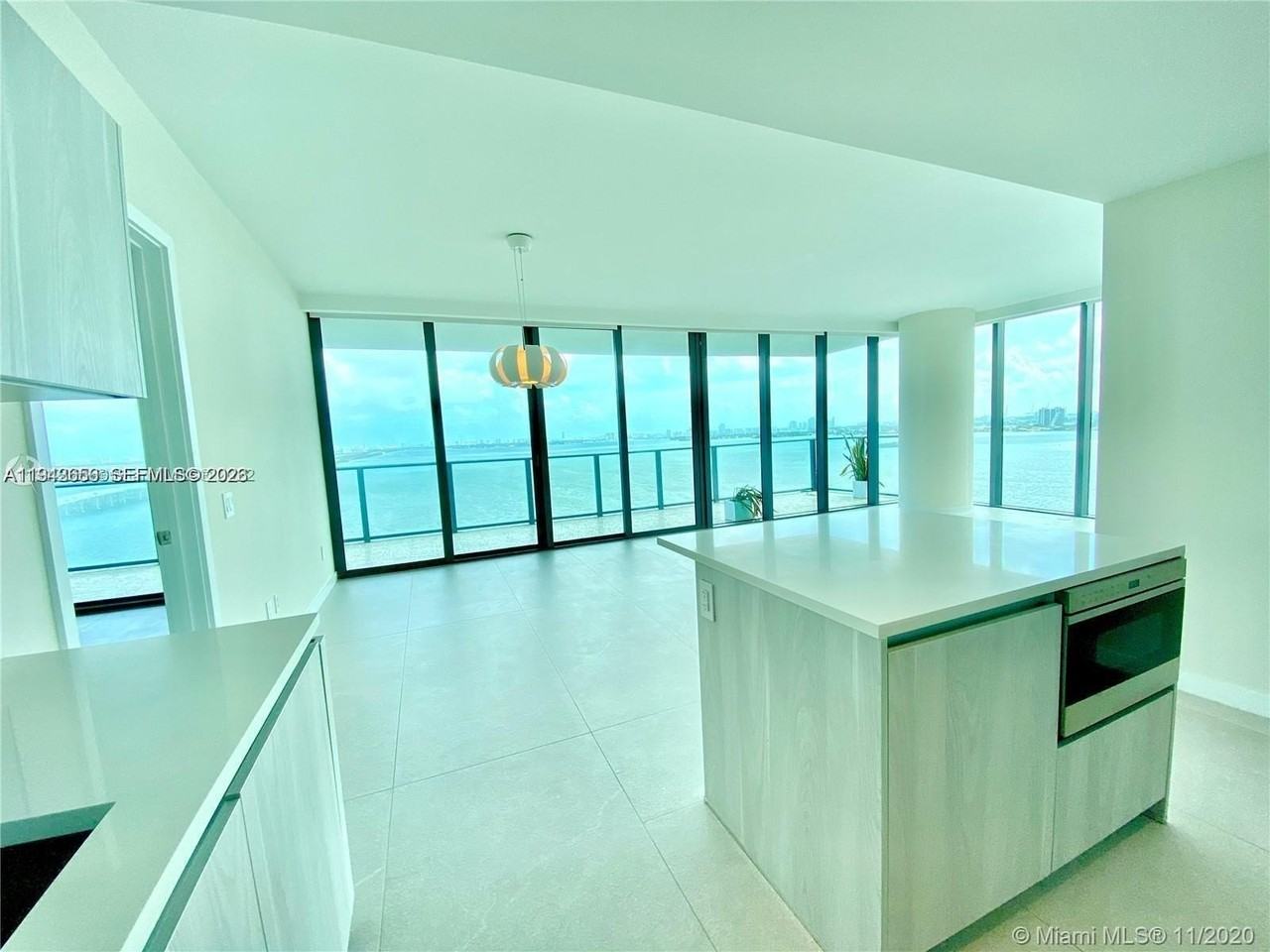 3131 Ne 7th Ave #2101 - Photo 4 of 20