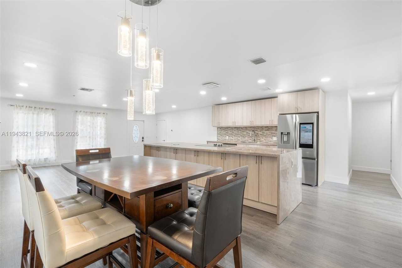 3604 Boulevard Chatelaine - Photo 7 of 24