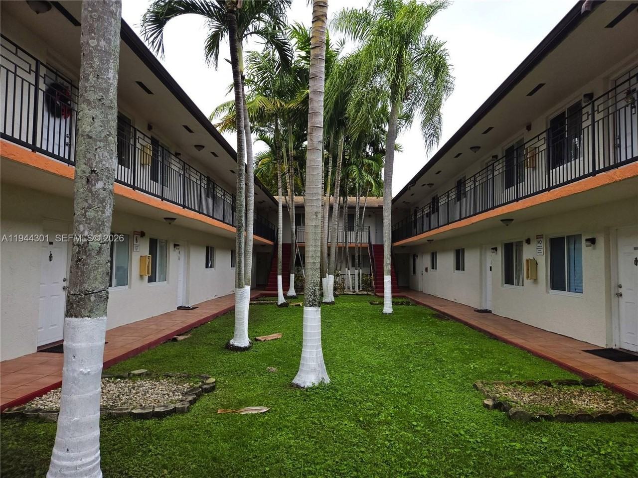 11541 Nw 2nd St #206 - Photo 2 of 10