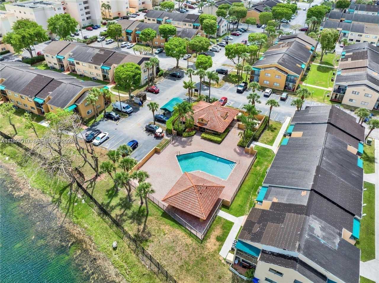 7425 Sw 152nd Ave #11-204 - Photo 2 of 15