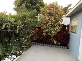 featured image of 11956 Sw 209th St #0