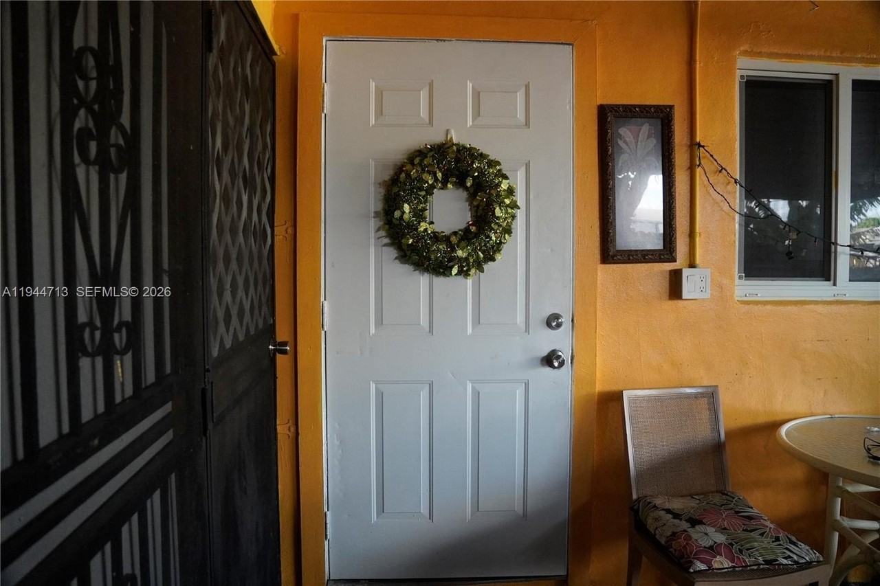 4370 Nw 174th Dr #2 - Photo 5 of 20