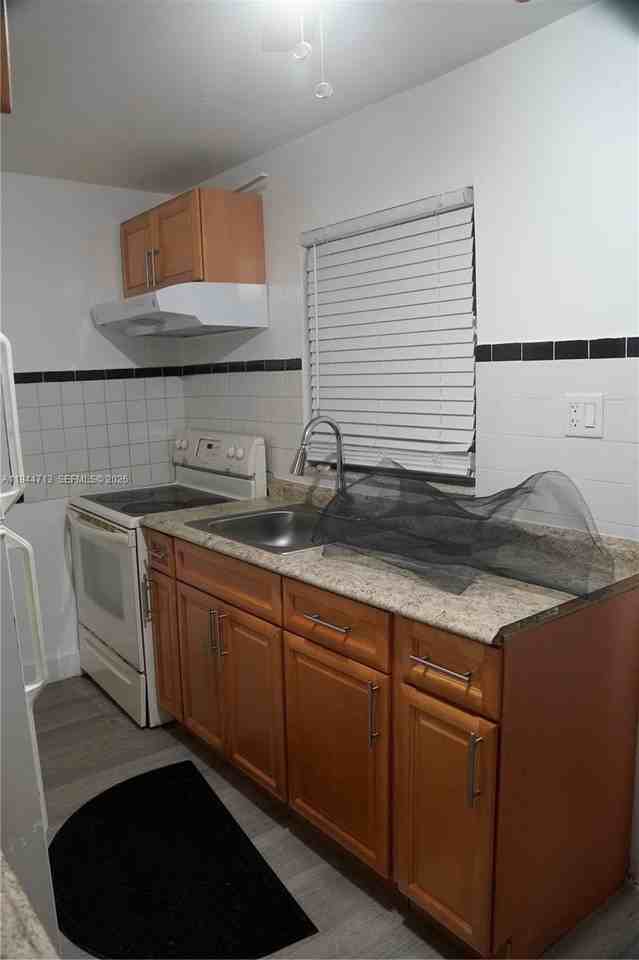 4370 Nw 174th Dr #2 - Photo 7 of 20