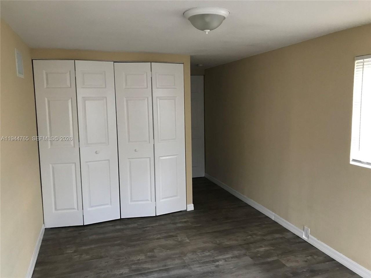 6316 Sw 24th St - Photo 6 of 15