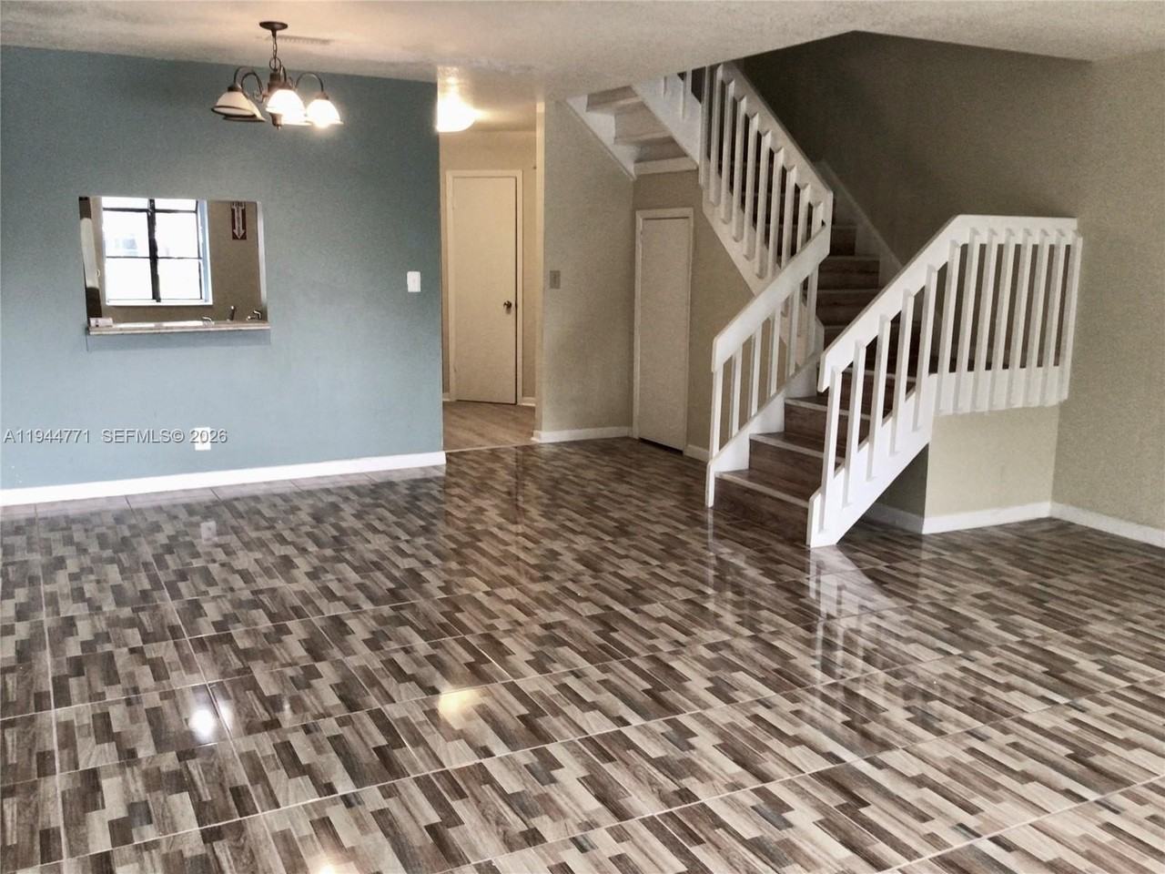 4722 Nw 82nd Ave #1704 - Photo 7 of 26