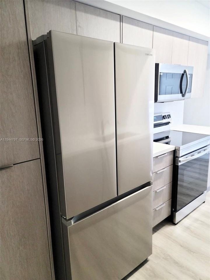 6804 Brookline Dr #6804 - Photo 6 of 15