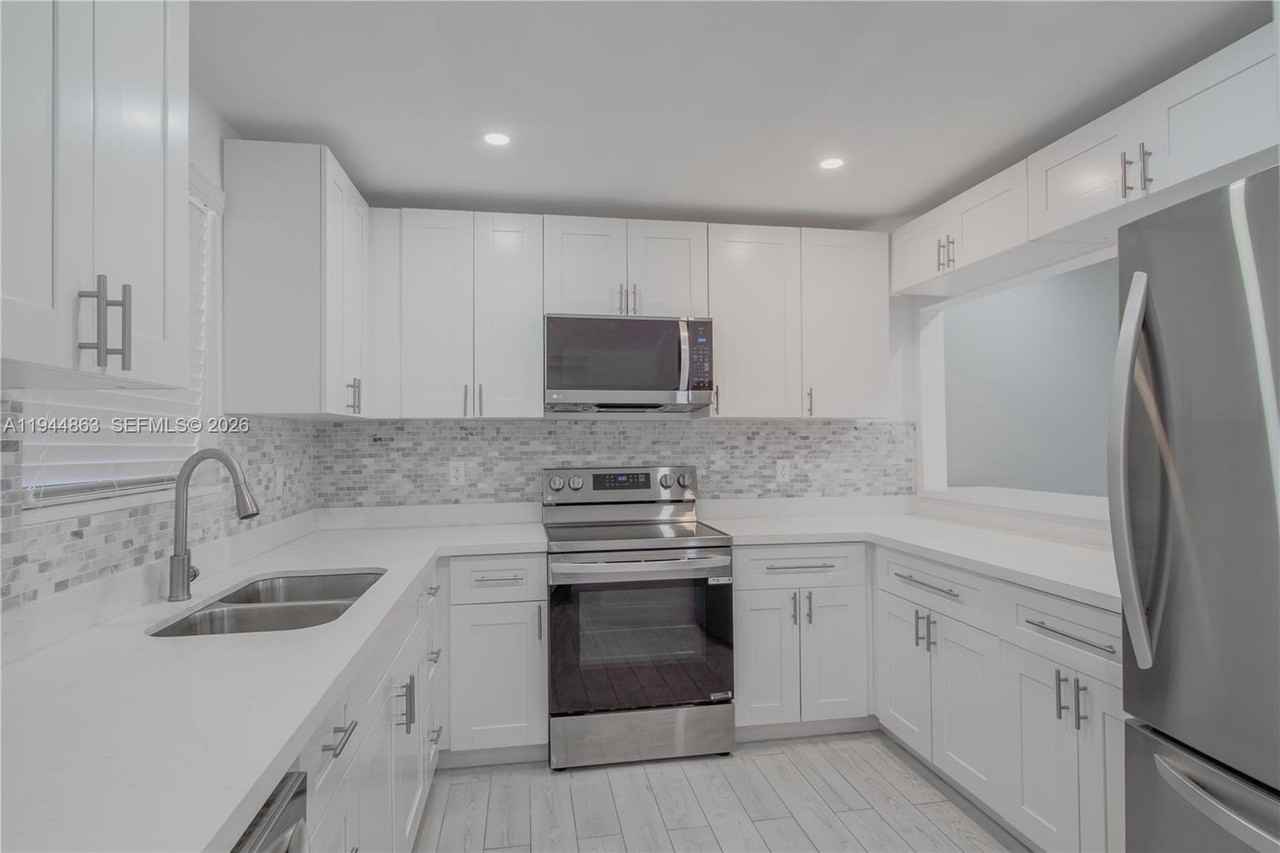 2830 Riverside Dr #201-3 - Photo 2 of 14