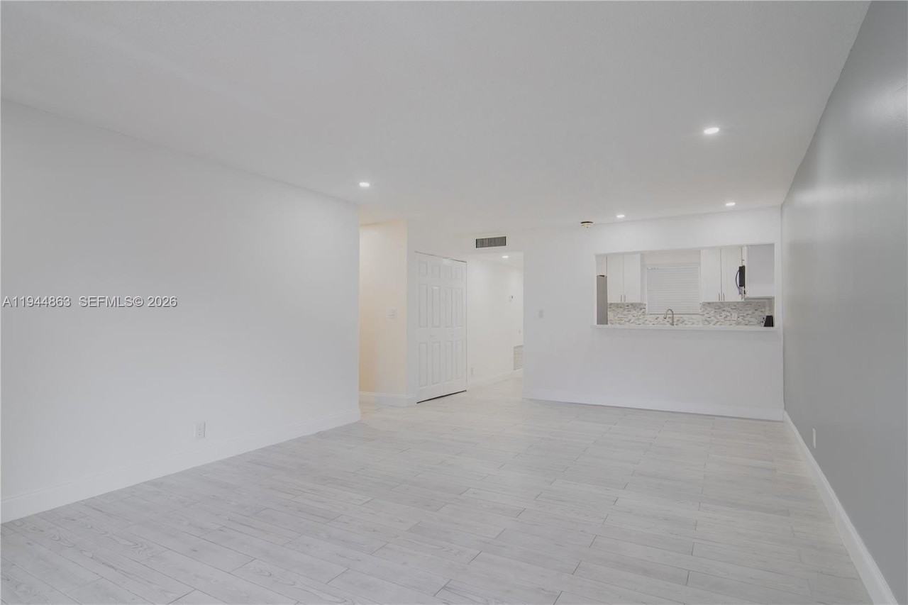 2830 Riverside Dr #201-3 - Photo 5 of 14