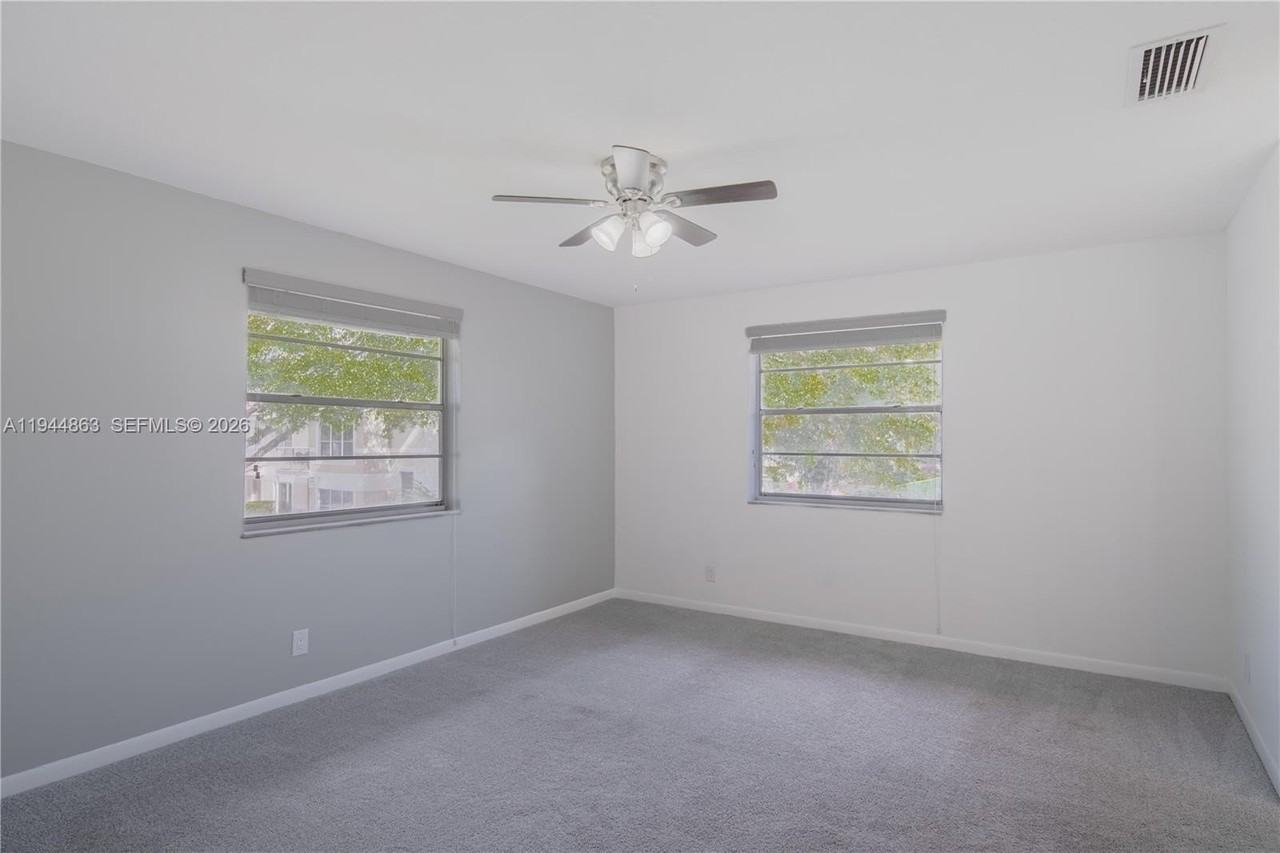 2830 Riverside Dr #201-3 - Photo 7 of 14