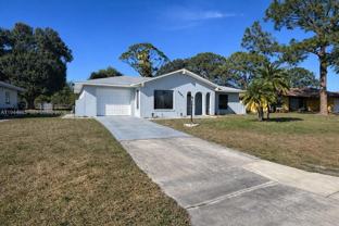 4201 Navarre Ave #AVE - Photo 1 of 1