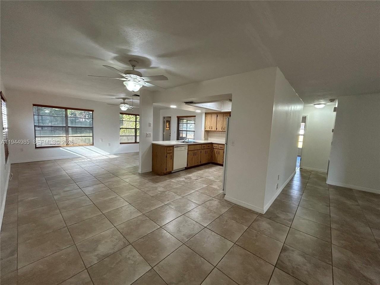 4201 Navarre Ave #AVE - Photo 3 of 22