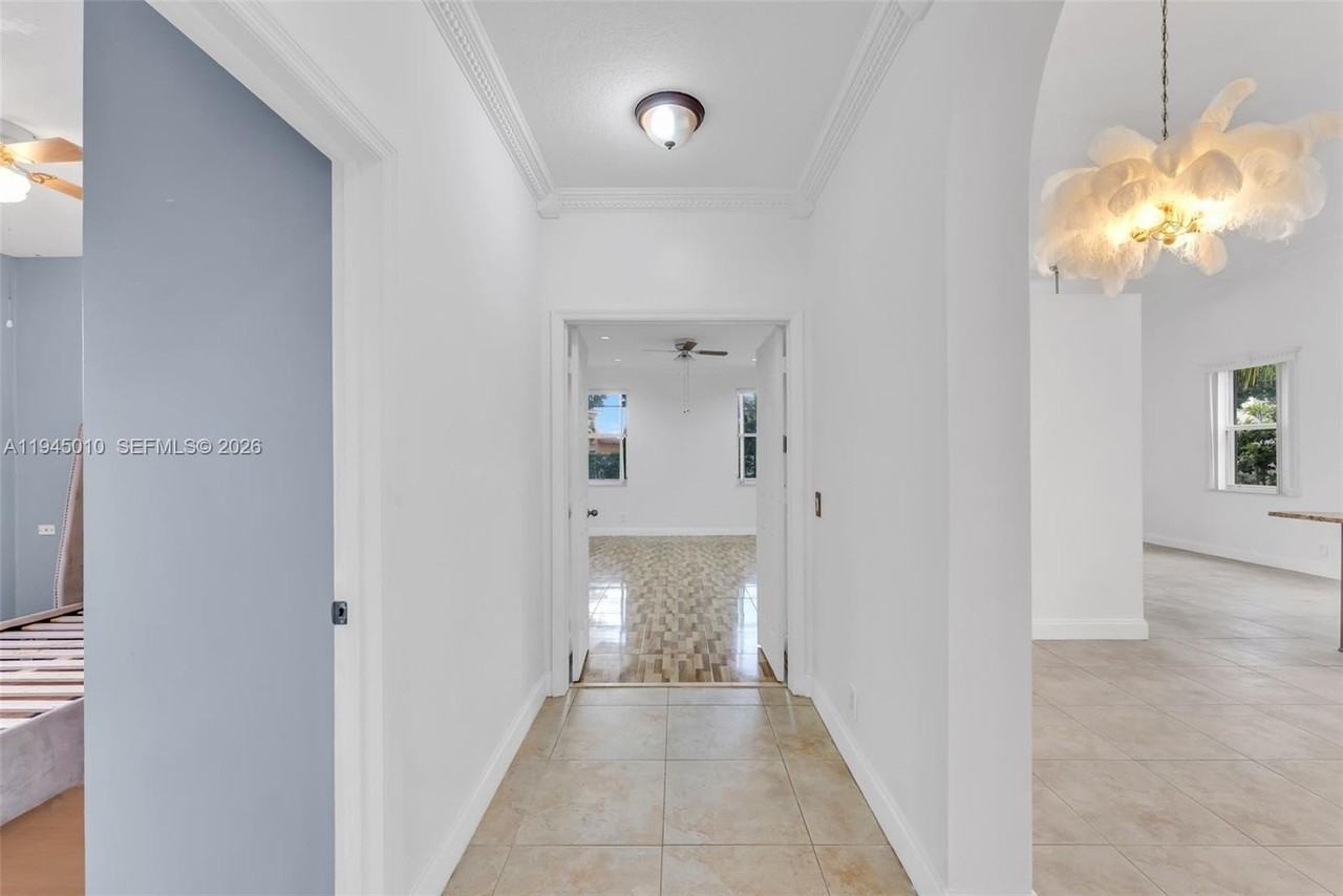 13296 Sw 54th Ct - Photo 3 of 34