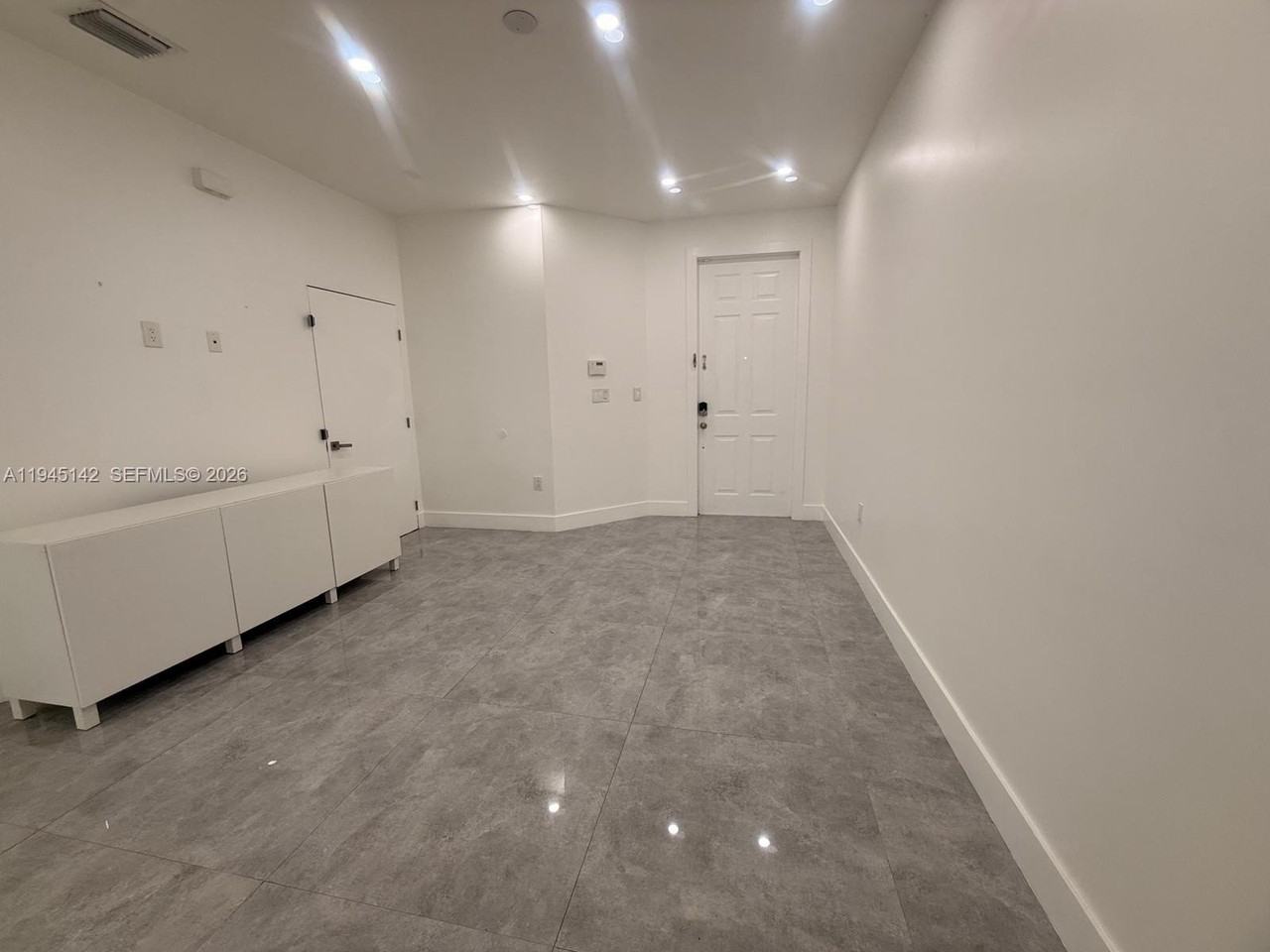 11271 Nw 84th St #11271 - Photo 5 of 26