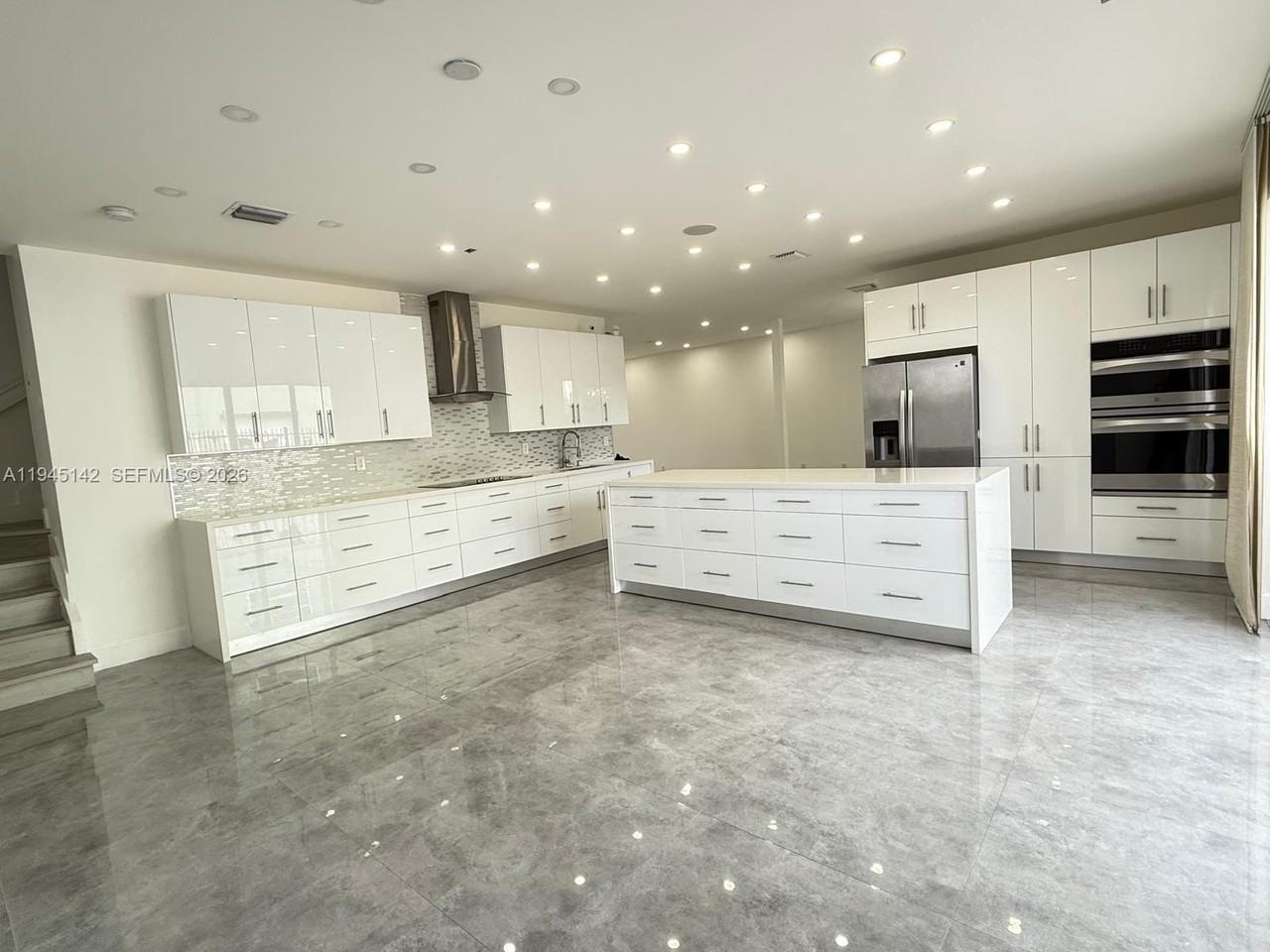 11271 Nw 84th St #11271 - Photo 6 of 26