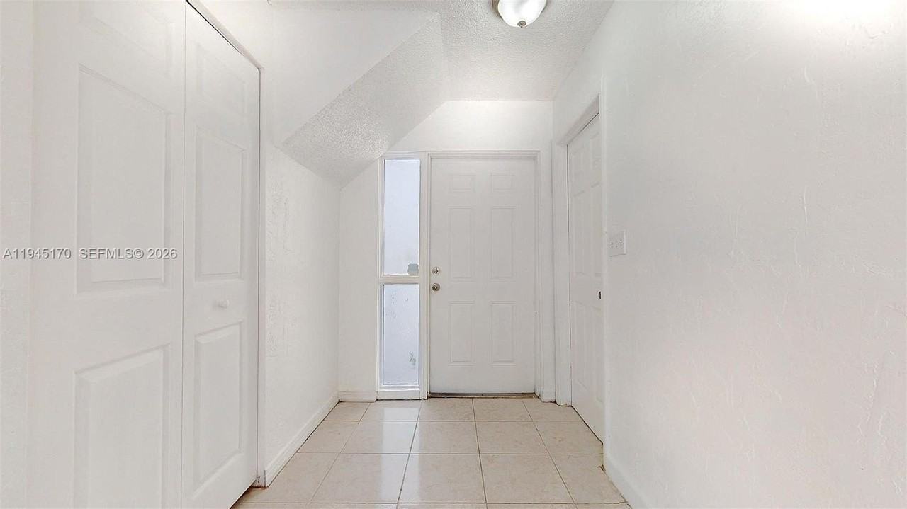 2117 Nw 56th Ave #5A - Photo 3 of 32